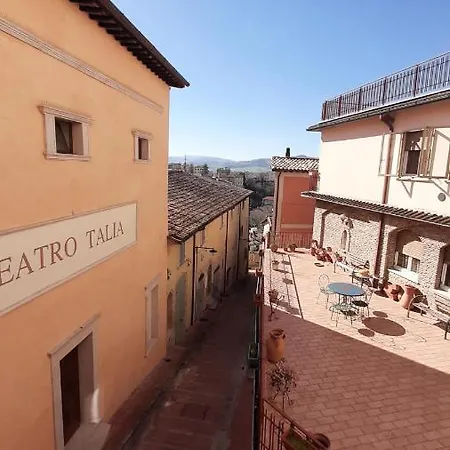 アパート Casa Teatro Talia グアルド・タディーノ